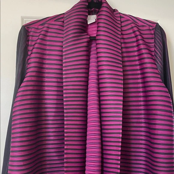 EUC! Chico's Fuchsia and Dark Purple Traveler’s Jacket, Size 3/XL - Picture 3 of 6